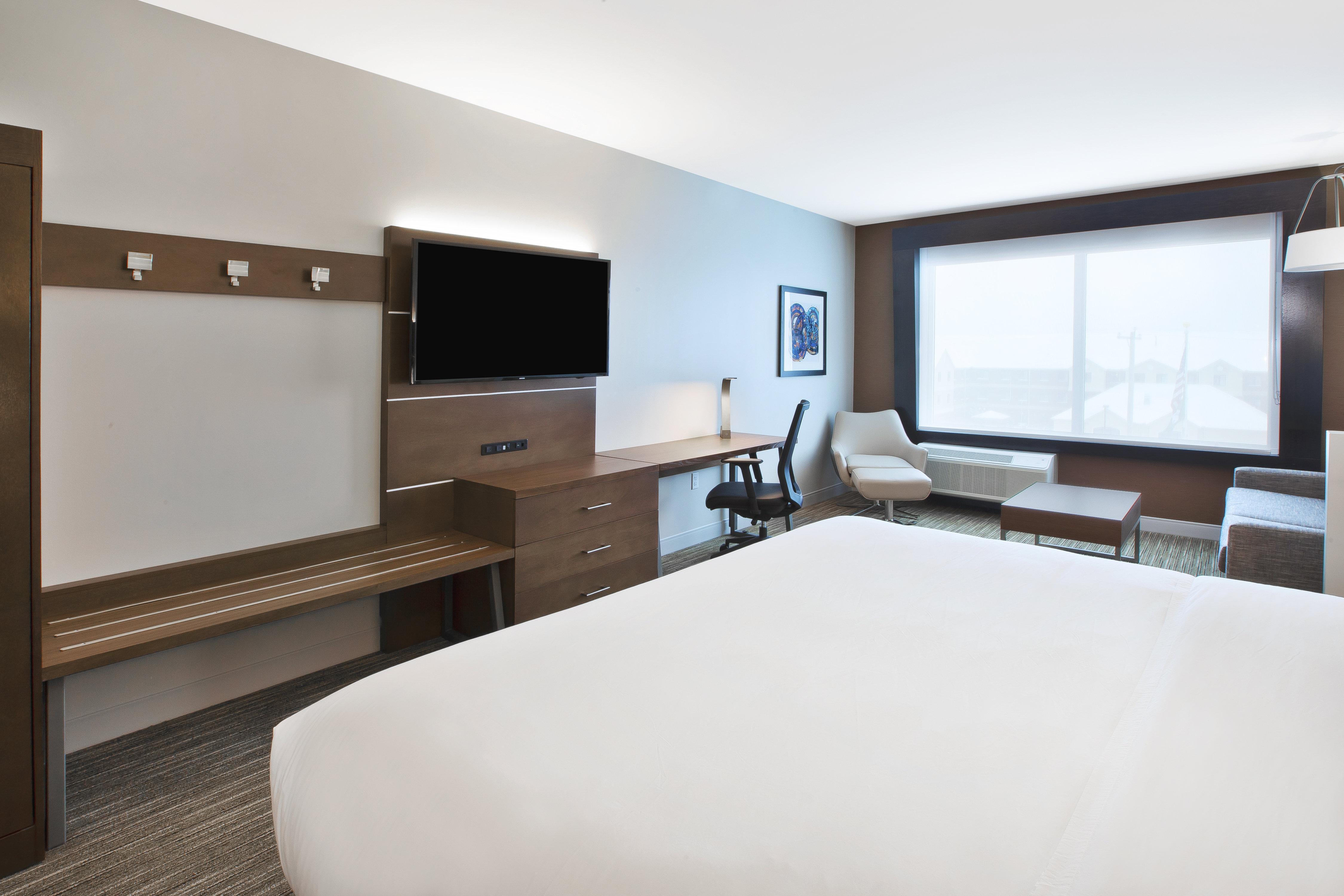 Holiday Inn Express & Suites Okemos - University Area By Ihg Exterior photo